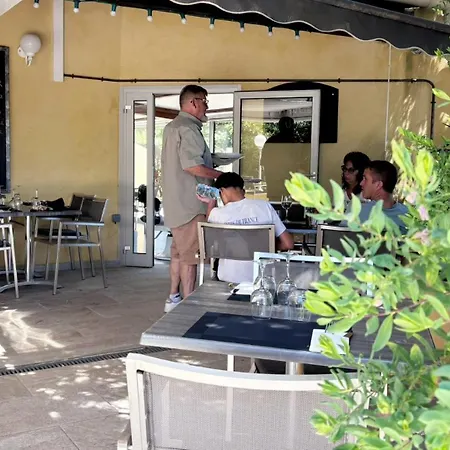 Tikayan Beau Sejour Ξενοδοχείο